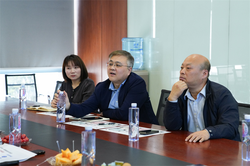 精誠(chéng)動(dòng)態(tài)丨秦商總會(huì)黨委書記、秘書長(zhǎng)等領(lǐng)導(dǎo)一行蒞臨精誠(chéng)走訪調(diào)研